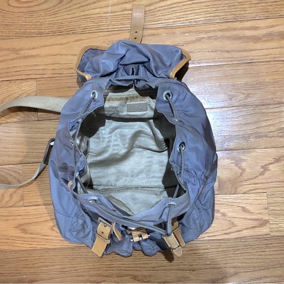 Authentic Vintage Prada backpack - Picture 7 of 12
